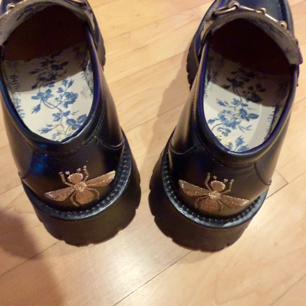 Authentic GUCCI Lug Sole Loafers 38.5 - Picture 4 of 8